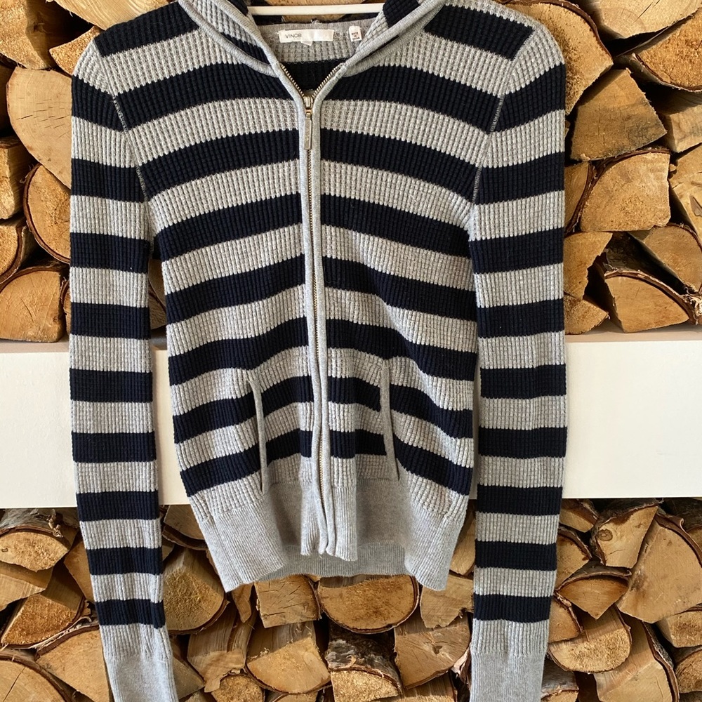 Vince zip up